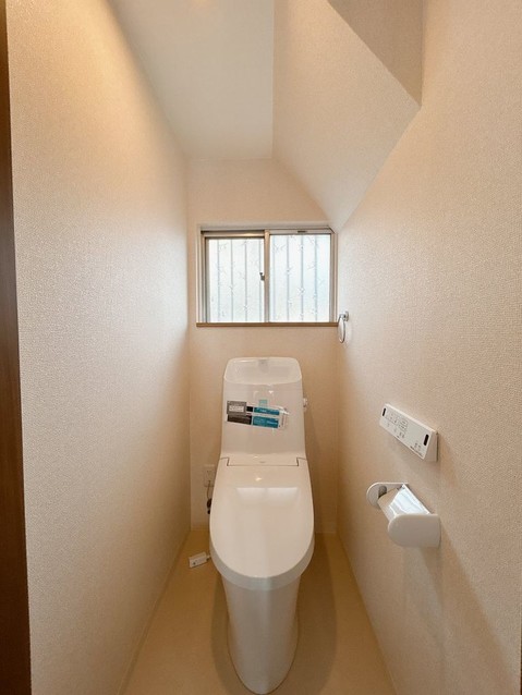 apartment 三重県名張市鴻之台１番町35-1 ラフレシール101号室