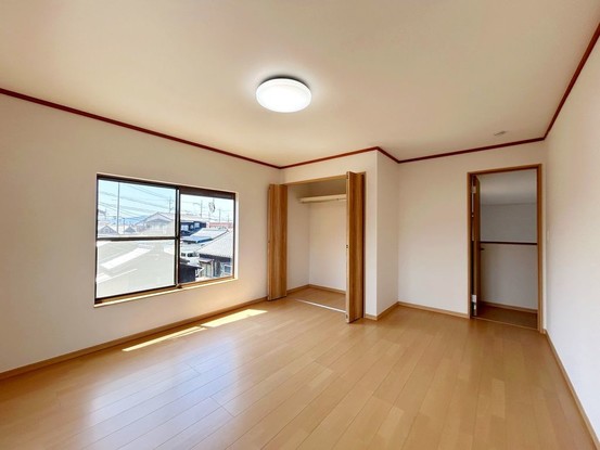 detached 山口県長門市仙崎新開町
地図を見る