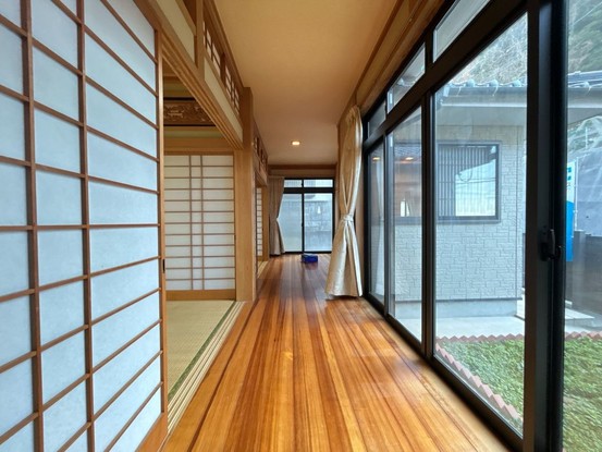 detached 山口県萩市大字椿東後小畑
地図を見る