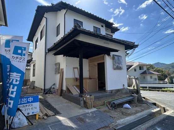 detached 広島県広島市佐伯区藤の木２丁目
地図を見る