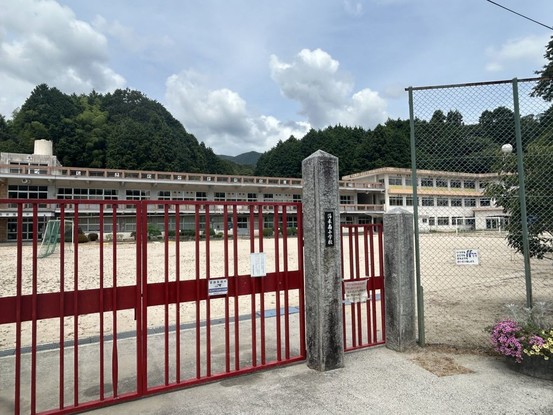 detached 広島県広島市安佐南区東野１丁目18-21