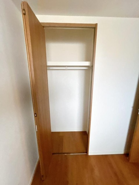 apartment 広島県福山市南蔵王町２丁目４－１８ フローレンス南蔵王 1階北