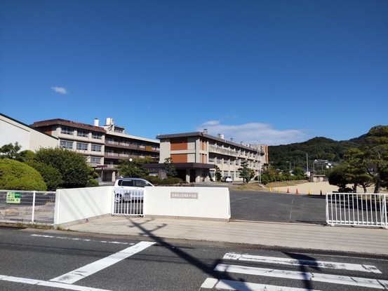 commercial 広島県福山市南蔵王町２丁目４－１８ フローレンス南蔵王 1階北
