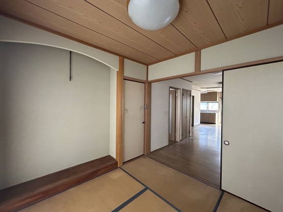 commercial 広島県福山市南蔵王町２丁目４－１８ フローレンス南蔵王 1階北