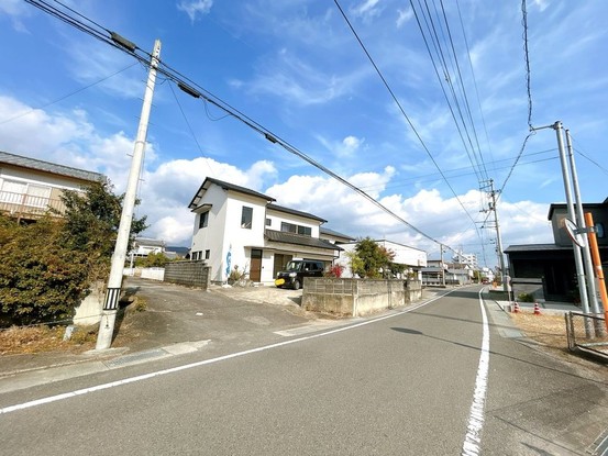 detached 徳島県阿波市市場町市場字上野段
地図を見る