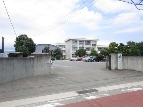 detached 徳島県名西郡石井町藍畑字竜王
地図を見る