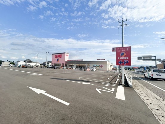 detached 徳島県板野郡上板町椎本字亀ノ本
地図を見る