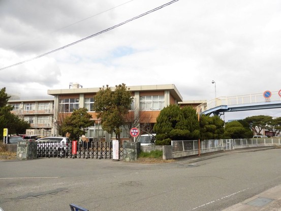 apartment 徳島県板野郡北島町鯛浜字西ノ須30-1