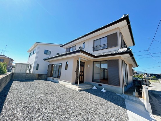 detached 徳島県板野郡藍住町矢上字安任
地図を見る