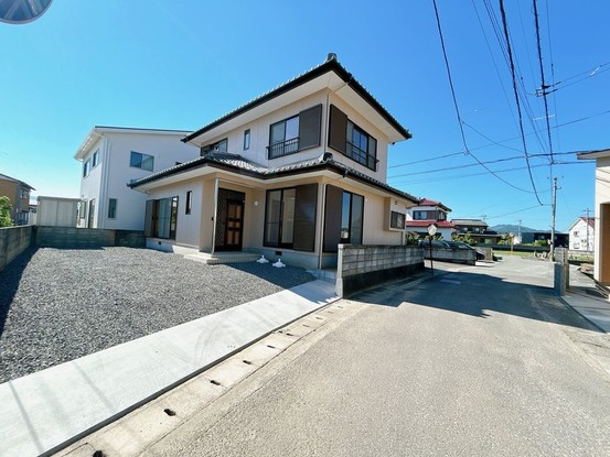 detached 徳島県板野郡藍住町矢上字安任
地図を見る