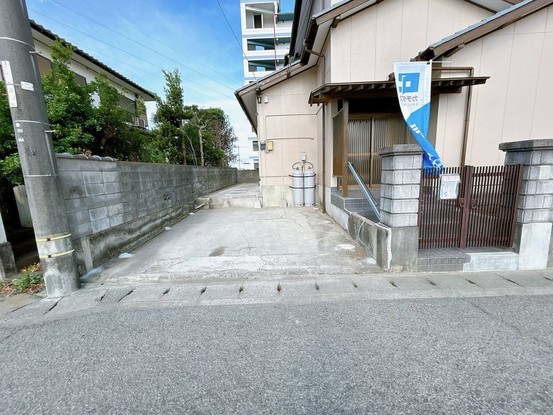 detached 徳島県板野郡藍住町富吉字豊吉
地図を見る