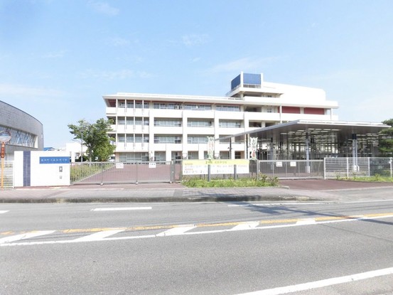 detached 徳島県板野郡藍住町富吉字豊吉
地図を見る