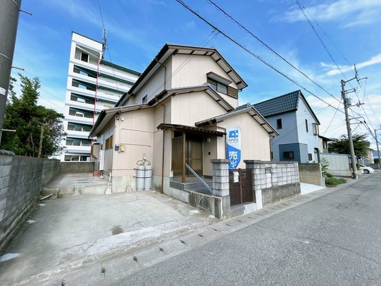 detached 徳島県板野郡藍住町富吉字豊吉
地図を見る