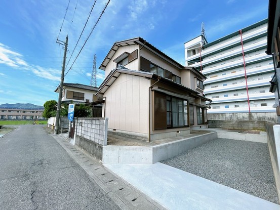 detached 徳島県板野郡藍住町富吉字豊吉
地図を見る
