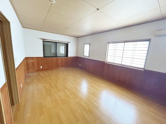 detached 徳島県鳴門市大麻町桧字笠籠谷
地図を見る