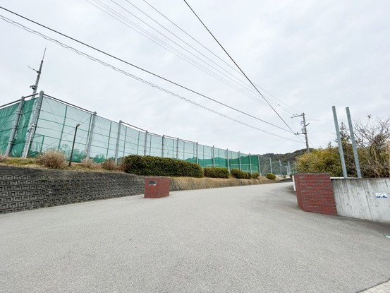 detached 徳島県鳴門市大麻町桧字笠籠谷
地図を見る
