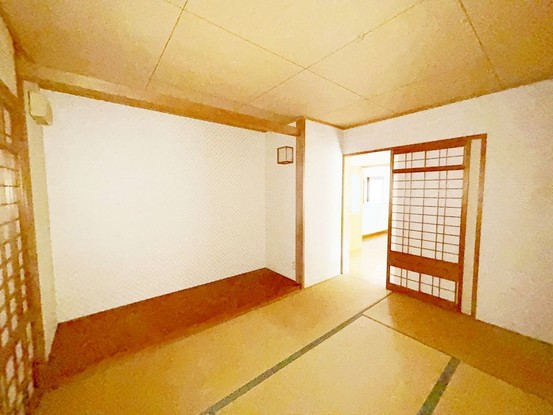detached 徳島県鳴門市大麻町桧字笠籠谷
地図を見る