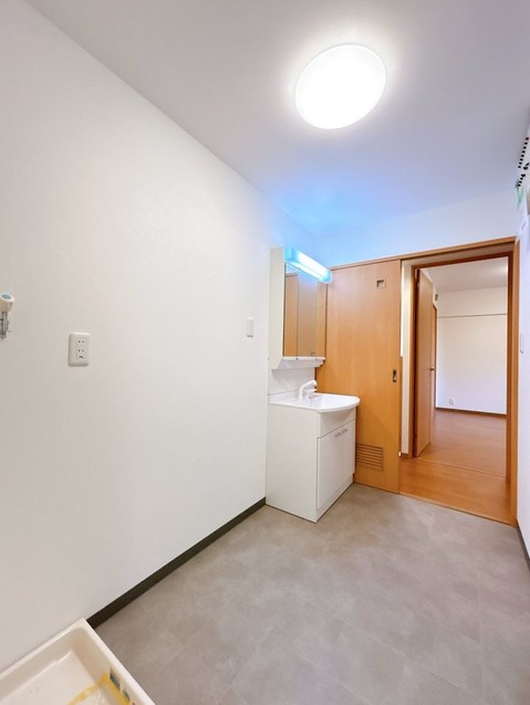 apartment 愛媛県松山市大橋町88番地1 大橋町店舗