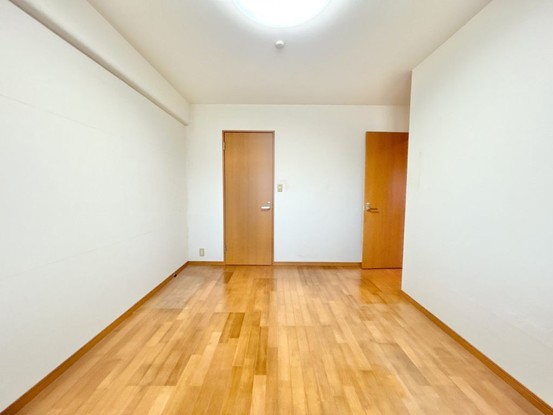 apartment 高知県高知市杉井流21-13 マノワール杉井流 1階北