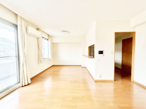apartment 高知県高知市杉井流21-13 マノワール杉井流 1階北