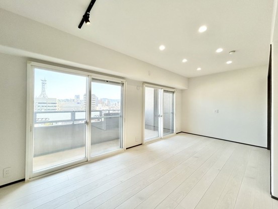 apartment 高知県高知市杉井流21-13 マノワール杉井流 1階北