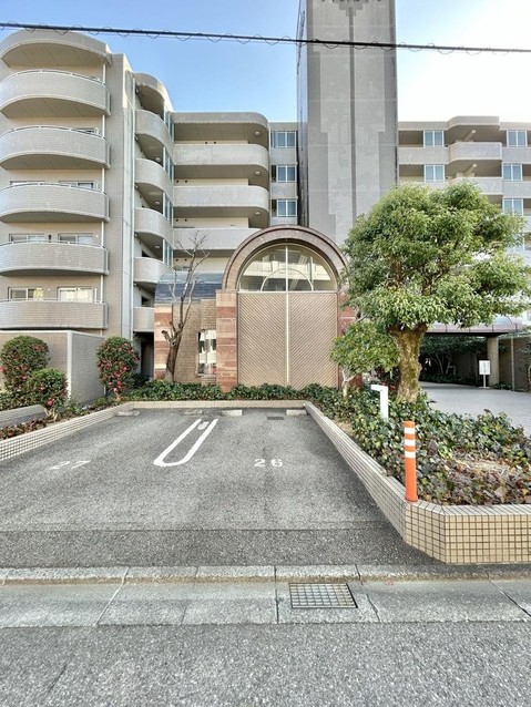 apartment 高知県高知市杉井流21-13 マノワール杉井流 1階北