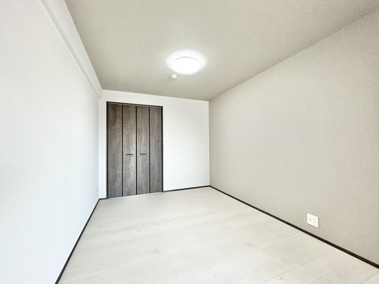 apartment 高知県高知市杉井流21-13 マノワール杉井流 1階北