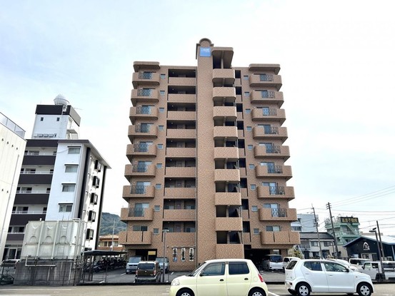 apartment 高知県高知市杉井流21-13 マノワール杉井流 1階北