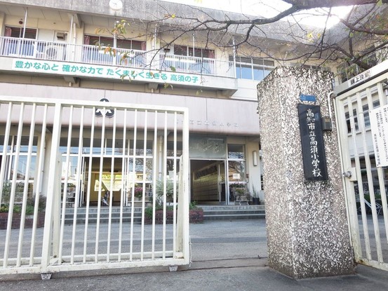 apartment 高知県高知市杉井流21-13 マノワール杉井流 1階北