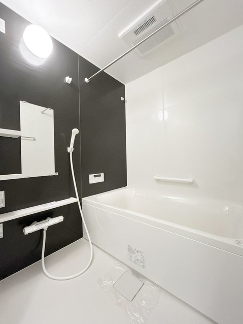 apartment 高知県高知市杉井流21-13 マノワール杉井流 1階北
