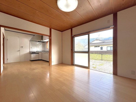 detached 高知県高知市杉井流21-13 マノワール杉井流 1階北