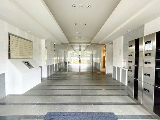 apartment 高知県高知市杉井流21-13 マノワール杉井流 1階北