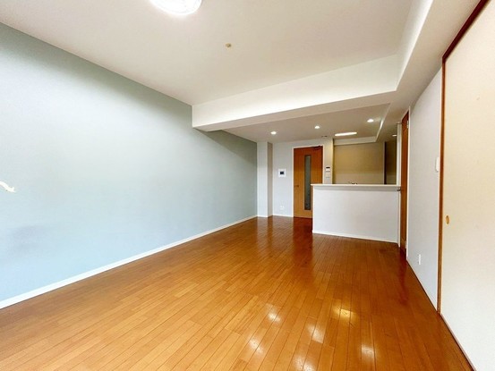 apartment 高知県高知市杉井流21-13 マノワール杉井流 1階北