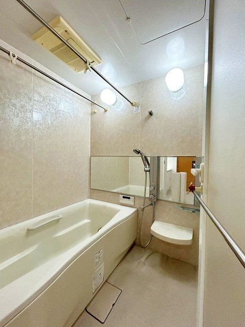 apartment 高知県高知市杉井流21-13 マノワール杉井流 1階北