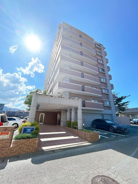 apartment 佐賀県伊万里市二里町八谷搦
地図を見る