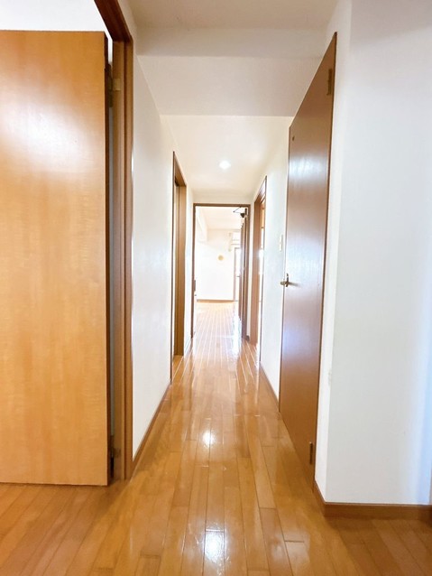 apartment 佐賀県伊万里市二里町八谷搦
地図を見る