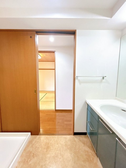 apartment 佐賀県伊万里市二里町八谷搦
地図を見る