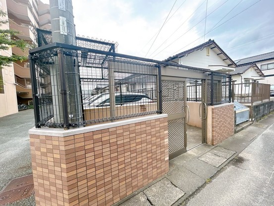 apartment 佐賀県伊万里市二里町八谷搦
地図を見る