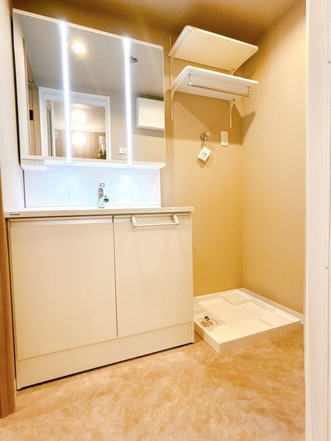 apartment 大分県大分市大字津守64番1 第五奈良勘ビル 105号室