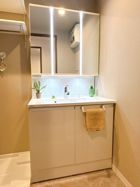 apartment 大分県大分市大字津守64番1 第五奈良勘ビル 105号室