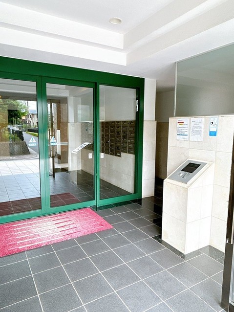 apartment 大分県大分市大字田尻450-6 田尻三宮店舗　1階