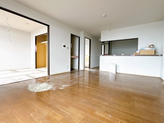apartment 大分県大分市大字田尻450-6 田尻三宮店舗　1階