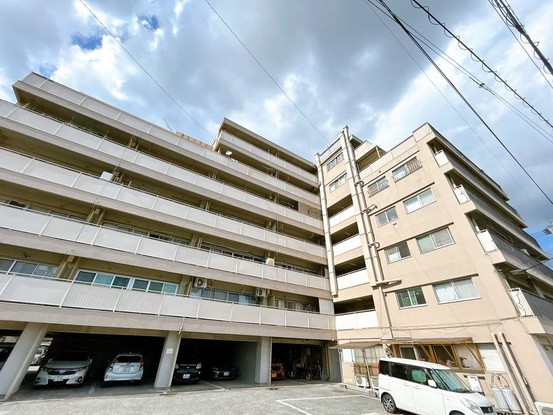 apartment 熊本県熊本市中央区帯山６丁目3-37 ペアレンツ坂本 2-A