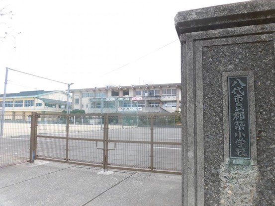 detached 熊本県八代市郡築一番町
地図を見る