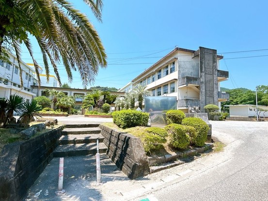 detached 宮崎県日南市時任町
地図を見る