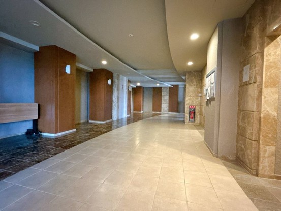 apartment 宮崎県宮崎市橘通東１丁目
地図を見る
