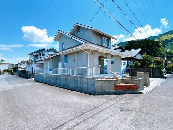detached 宮崎県日南市時任町
地図を見る