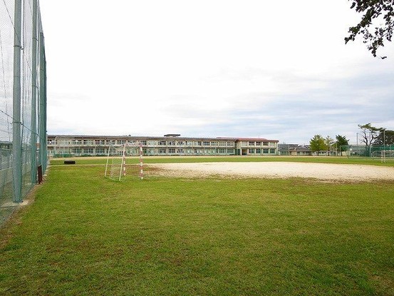 detached 宮崎県児湯郡高鍋町大字高鍋町
地図を見る