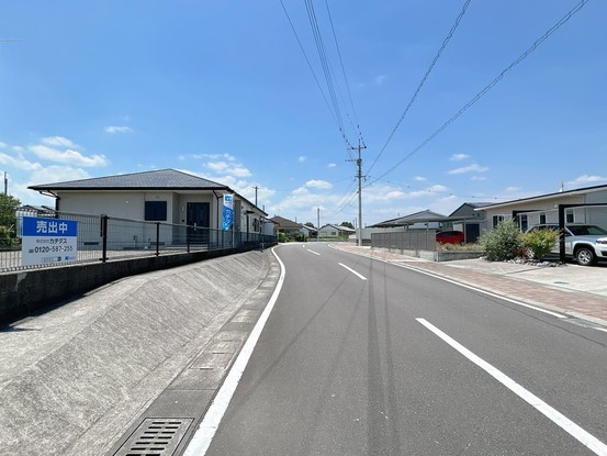 detached 鹿児島県曽於市財部町下財部
地図を見る
