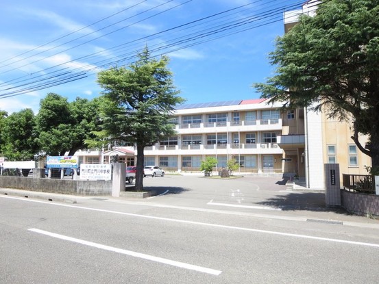 detached 宮崎県東臼杵郡門川町西栄町４丁目
地図を見る